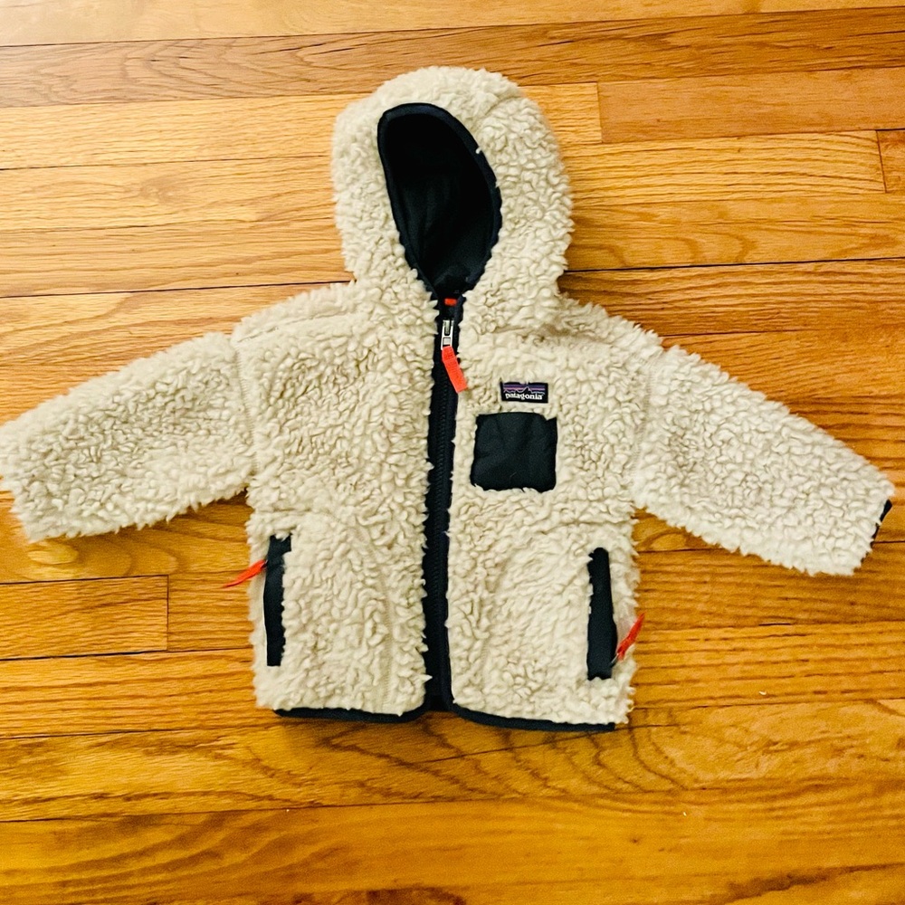 Patagonia Cream and Black Kids Jacket